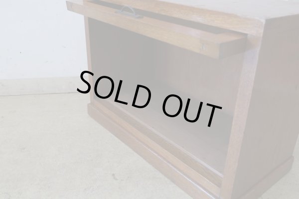 画像3: アンティーク ナラ材のスライド式ガラス戸ケース