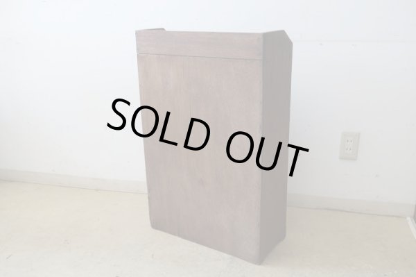 画像6: アンティーク ラワン材の収納棚