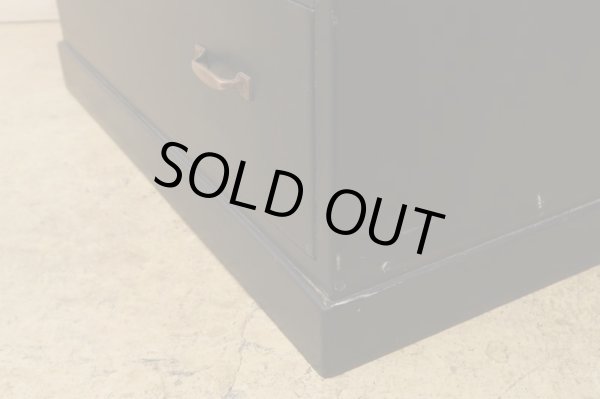 画像11: アンティーク 黒く塗られた5杯引出し