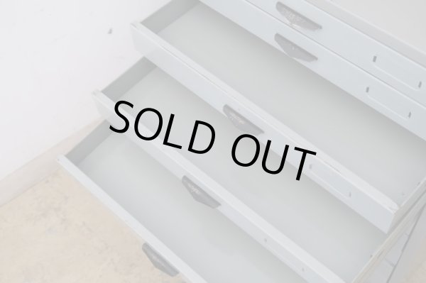 画像7: ヴィンテージ スチール製書類棚 A4小引出し