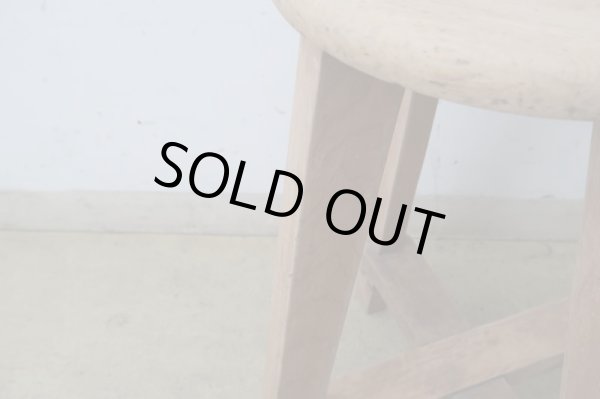 画像8: アンティーク 明るい木味の木製スツール 丸椅子