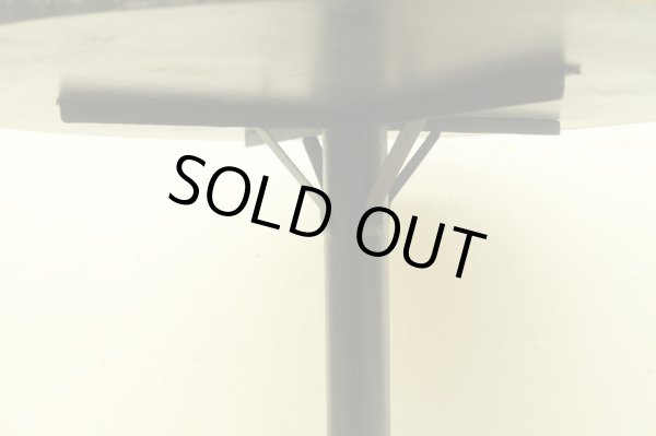 画像9: 古い ゼブラ柄のラウンドテーブル