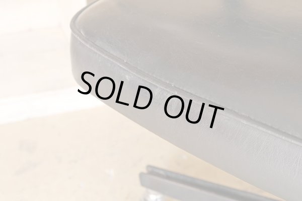 画像8: オールドマルニ 孔雀マーク メタルフレームのデスクチェア