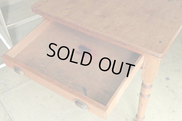 画像5: アンティーク パイン材の引き出し付きダイニングテーブル