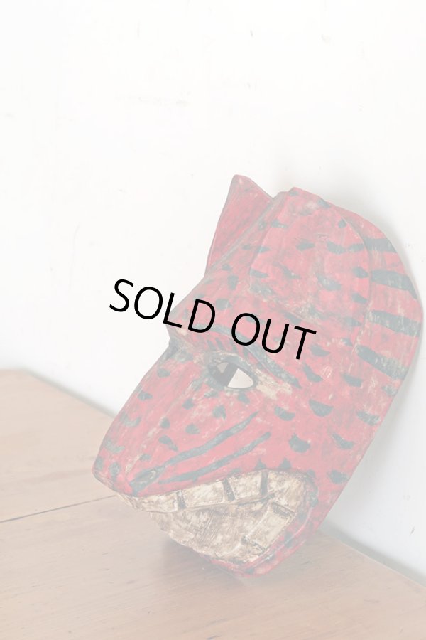 画像2: 民族美術 グアテマラ チチカステナンゴの木彫りマスク