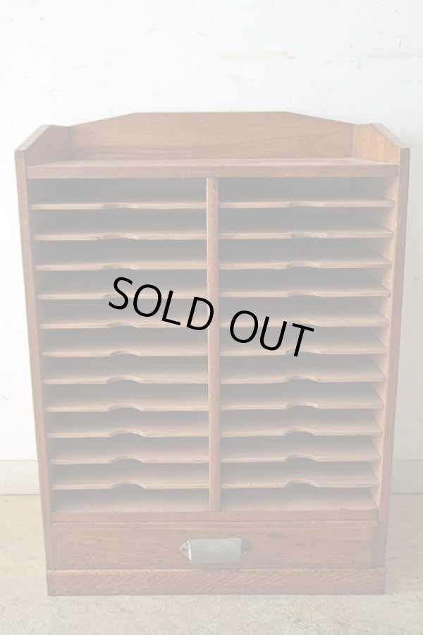 画像6: アンティーク 　木味良い 引き出し付きカルテケース 書類棚