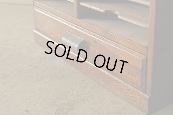 画像10: アンティーク 　木味良い 引き出し付きカルテケース 書類棚