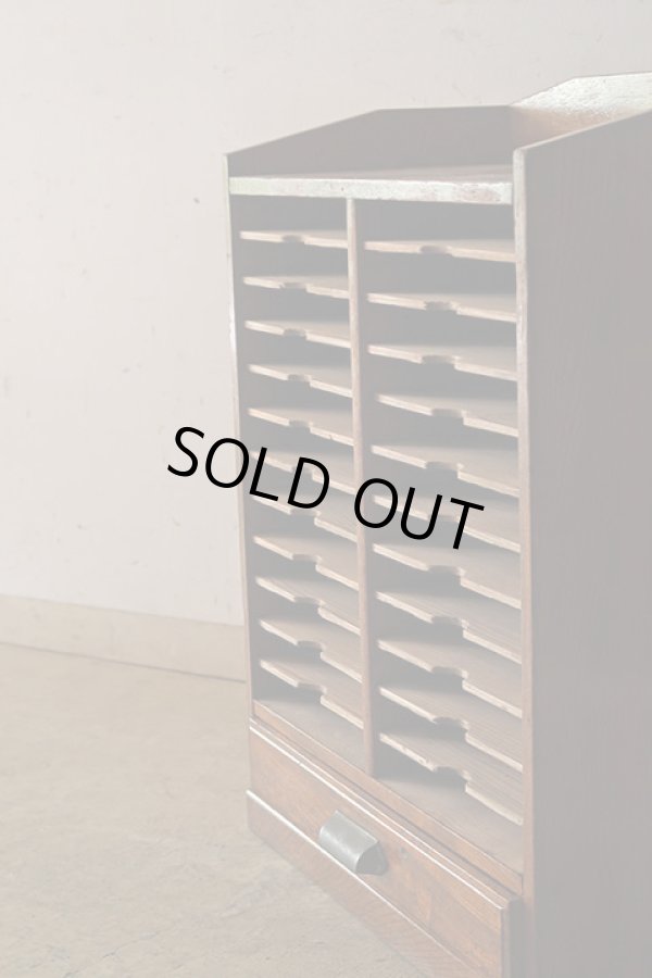 画像5: アンティーク 　木味良い 引き出し付きカルテケース 書類棚