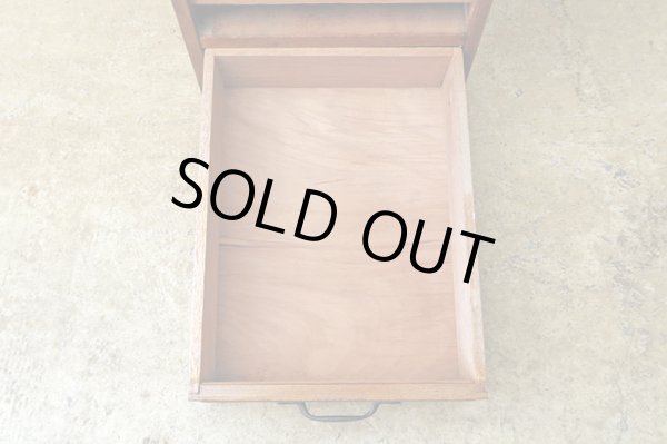 画像15: アンティーク 木味良い 引き出し付きカルテケース 書類棚 (3)