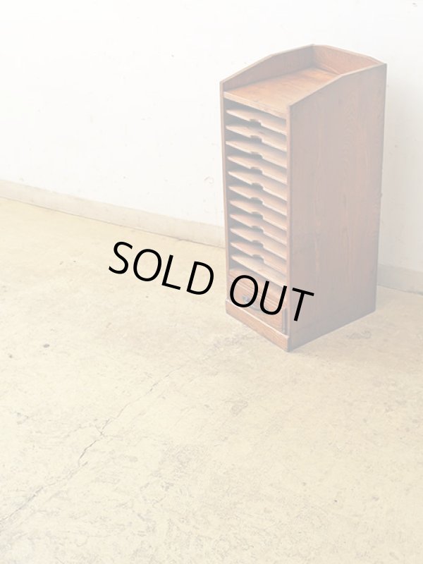 画像16: アンティーク 木味良い 引き出し付きカルテケース 書類棚 (3)