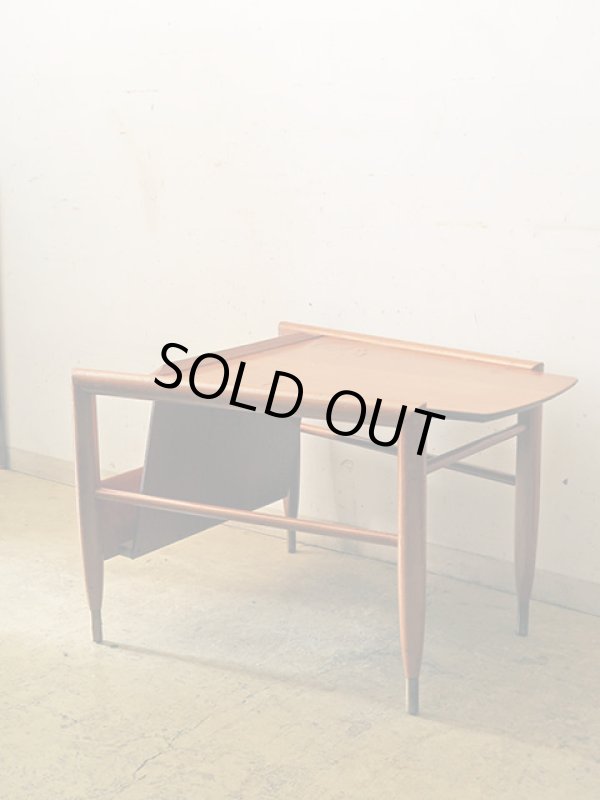 画像3: ヴィンテージ BrownSaltman社製 マガジンラック付きテーブル wedge table