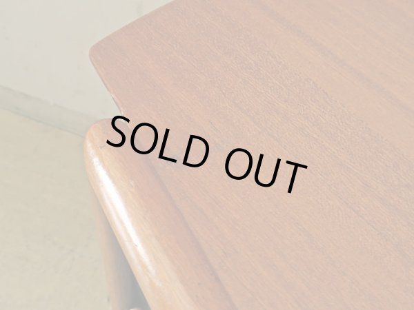 画像10: ヴィンテージ BrownSaltman社製 マガジンラック付きテーブル wedge table