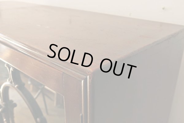 画像13: アンティーク 　桜材のガラス本箱 キャビネット