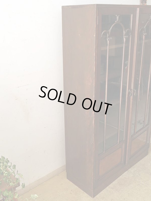 画像4: アンティーク 　桜材のガラス本箱 キャビネット