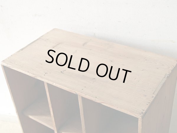 画像6: アンティーク 　乾いた木肌のマス棚