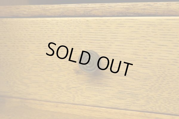 画像18: アンティーク 　楢無垢材 蛇腹扉の収納箱