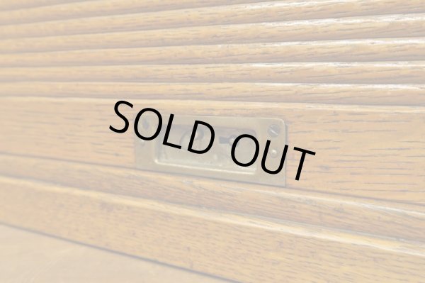 画像17: アンティーク 　楢無垢材 蛇腹扉の収納箱