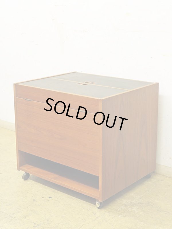 画像4: 北欧ヴィンテージ チークのBARキャビネット サイドテーブル Randers Mobelfabrik