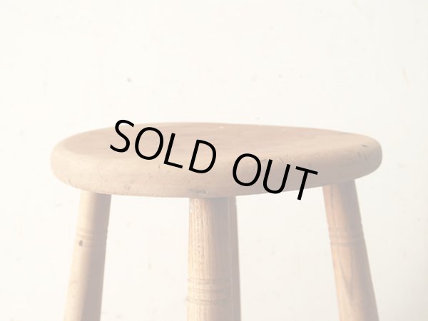 画像5: アンティーク ドラムスティックのような脚の木製スツール