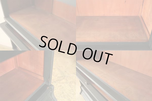 画像15: アンティーク 黒く塗られた スライド扉のガラス本箱