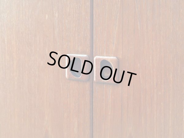 画像14: ヴィンテージ チーク材 キャビネット 　食器棚 北欧デザイン