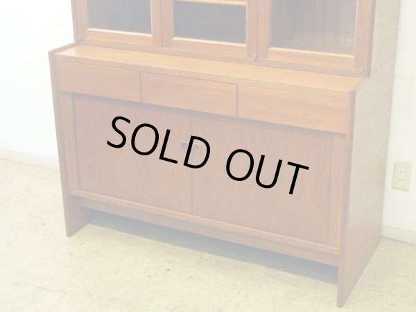 画像5: ヴィンテージ チーク材 キャビネット 　食器棚 北欧デザイン