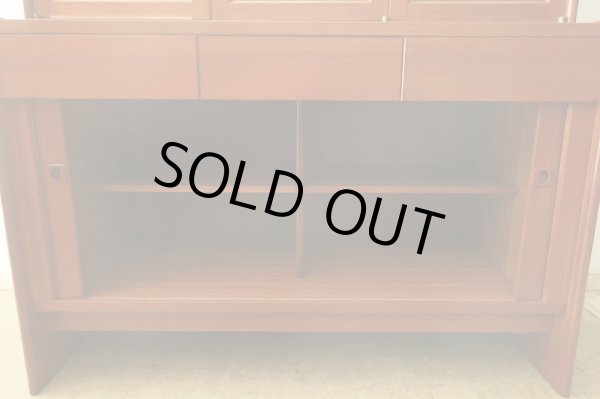 画像15: ヴィンテージ チーク材 キャビネット 　食器棚 北欧デザイン