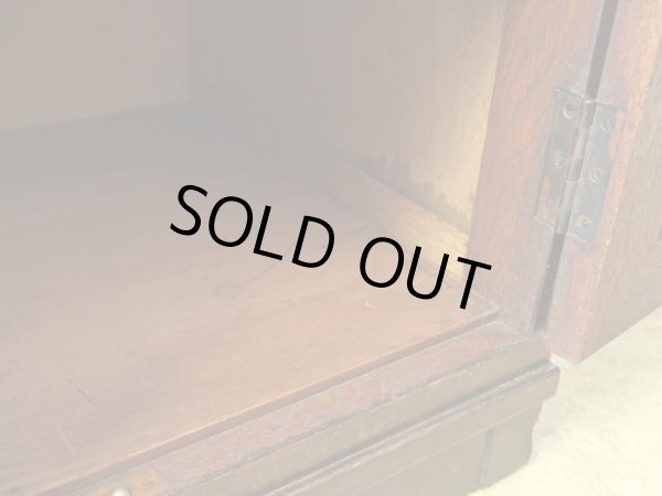 画像13: アンティーク 引き出し10杯 楢材の収納棚