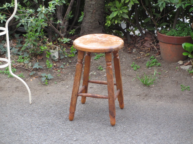 丸椅子　木製